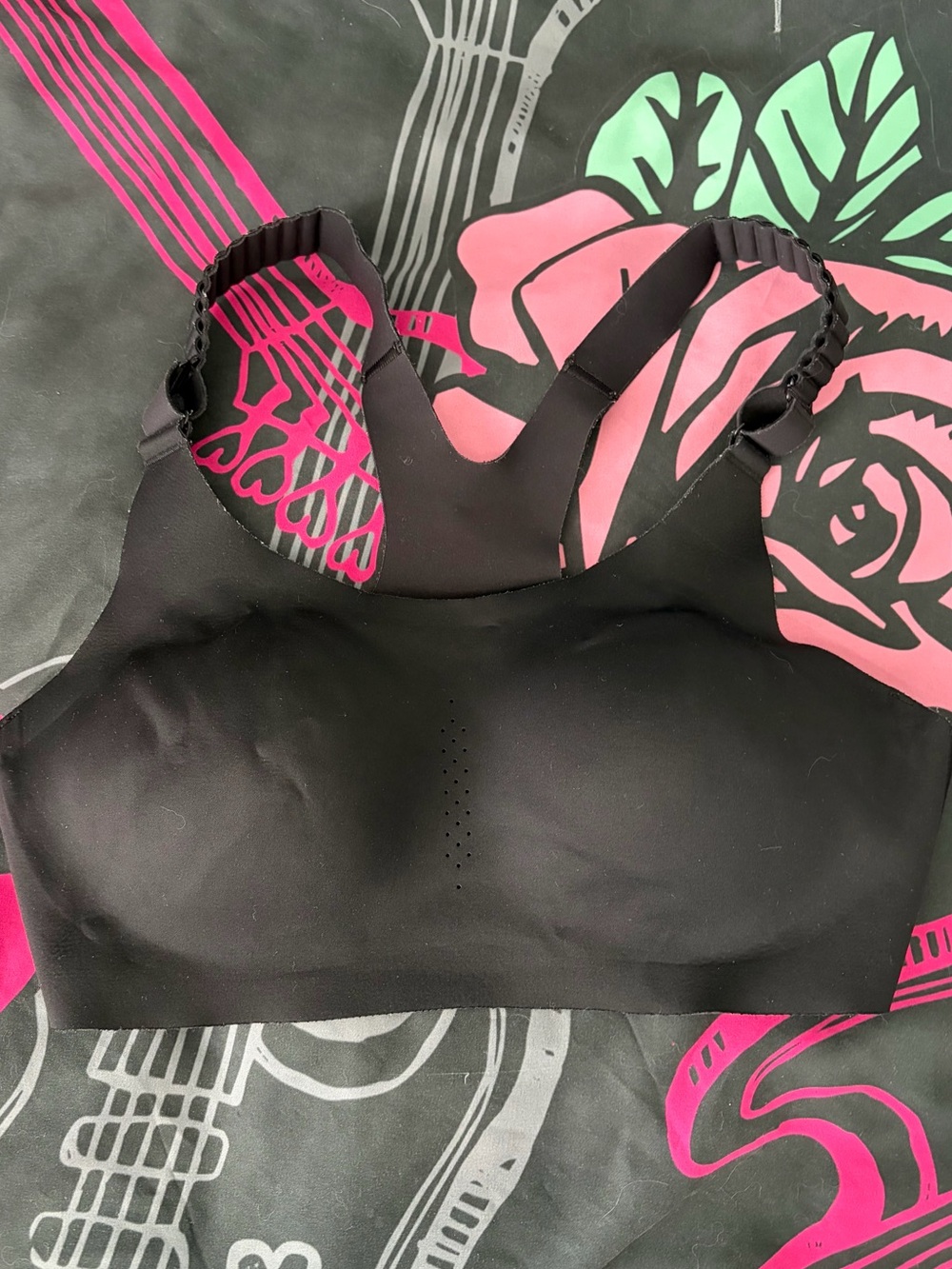 Brooks lightly padded sports bra 36B halter black